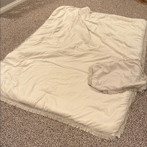 Elegant Cream Bedding Set TWIN/Twin XL - Picture 1 of 1